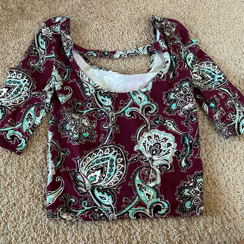 Crop top - Picture 2 of 2